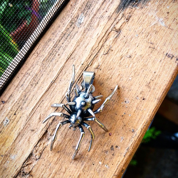 HP Steel Spiked Spider 🕷️ *HALLOWEEN SPECIAL* - Picture 6 of 7